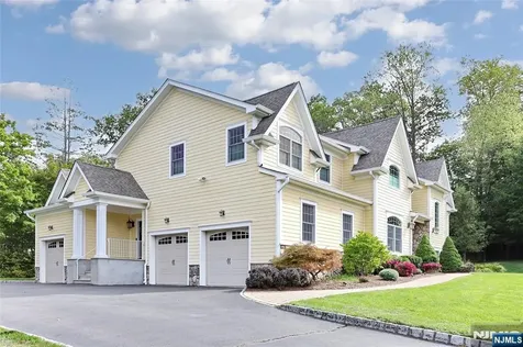 3 London Court Woodcliff Lake NJ 07677