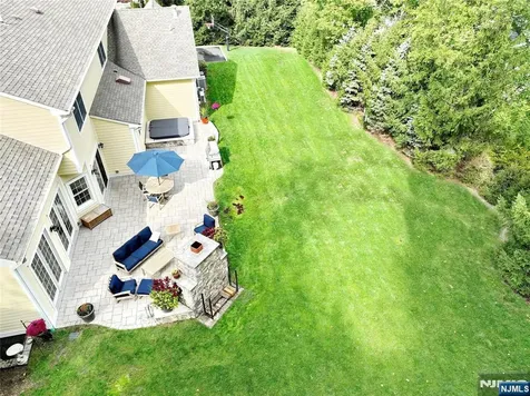 3 London Court Woodcliff Lake NJ 07677