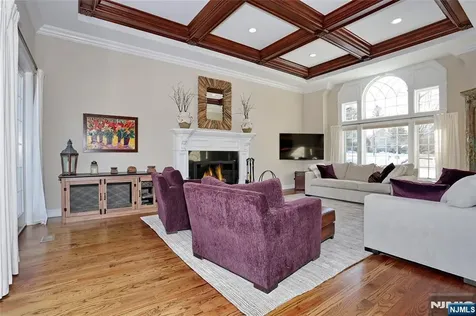 3 London Court Woodcliff Lake NJ 07677