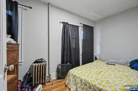 15-17 Valley Street Newark NJ 07106