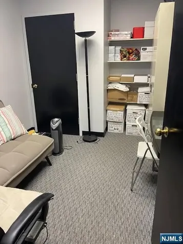 16 Arcadian Way Paramus NJ 07652