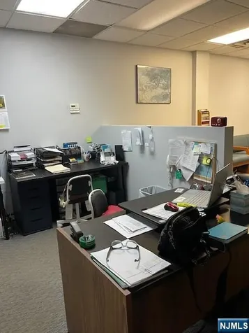 16 Arcadian Way Paramus NJ 07652