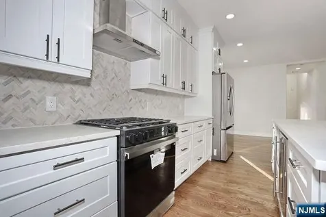 21 E Clinton Avenue Bergenfield NJ 07621