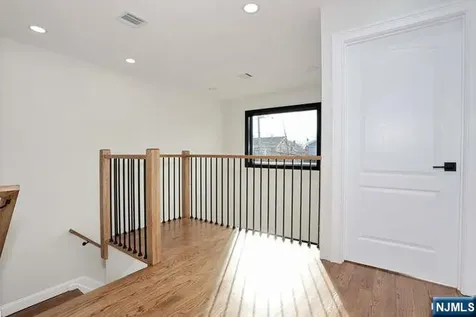 21 E Clinton Avenue Bergenfield NJ 07621