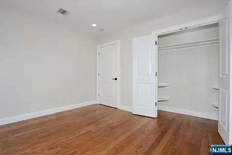 21 E Clinton Avenue Bergenfield NJ 07621