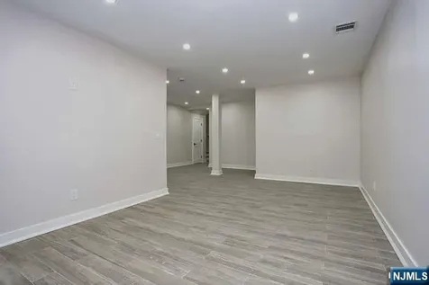 21 E Clinton Avenue Bergenfield NJ 07621