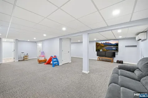 11 Osborne Court Mahwah NJ 07430