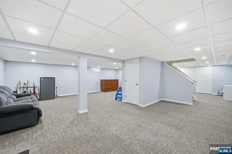 11 Osborne Court Mahwah NJ 07430