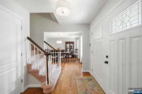 11 Osborne Court Mahwah NJ 07430