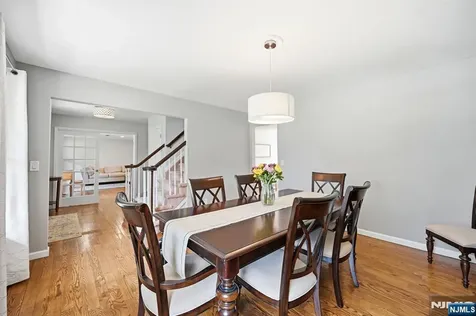 11 Osborne Court Mahwah NJ 07430