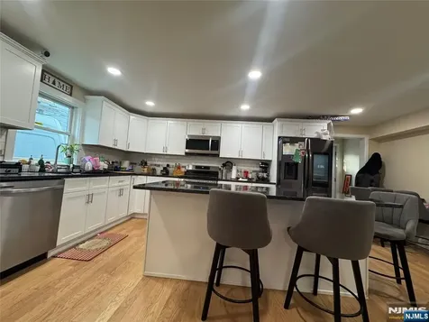 83 Bedford Street East Orange NJ 07018