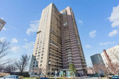 6040 Boulevard West New York NJ 07093