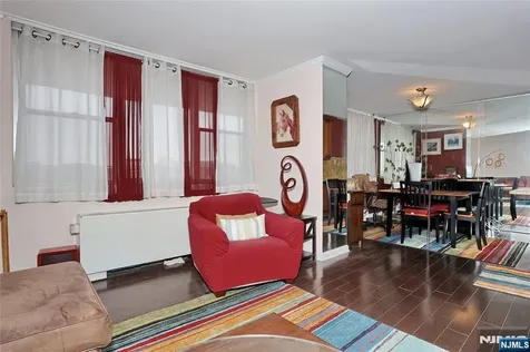 6040 Boulevard West New York NJ 07093