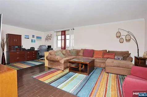 6040 Boulevard West New York NJ 07093