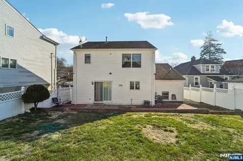 200 West Street Englewood NJ 07631