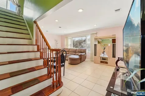 200 West Street Englewood NJ 07631