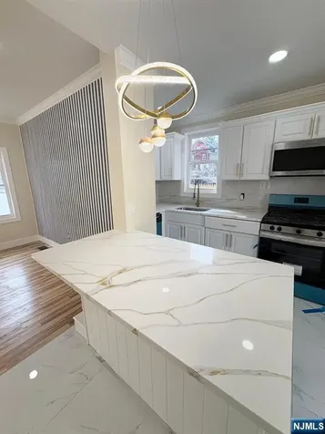 89 Pine Grove Terrace Newark NJ 07106
