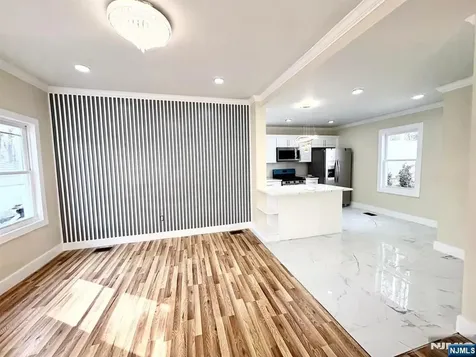89 Pine Grove Terrace Newark NJ 07106