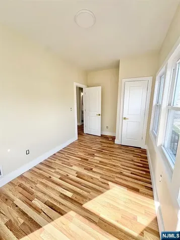 89 Pine Grove Terrace Newark NJ 07106