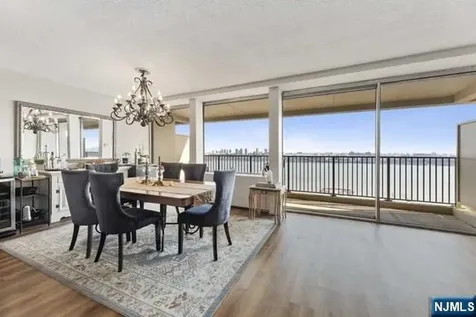 3 Horizon Road Fort Lee NJ 07024