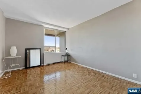 3 Horizon Road Fort Lee NJ 07024