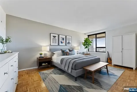 3 Horizon Road Fort Lee NJ 07024