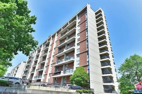 3 Horizon Road Fort Lee NJ 07024