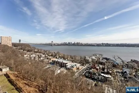 3 Horizon Road Fort Lee NJ 07024