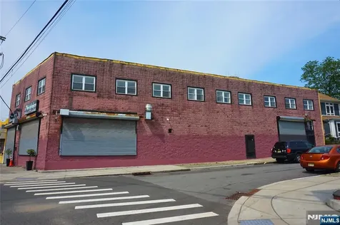 699-701 Frelinghuysen Avenue Newark NJ 07114