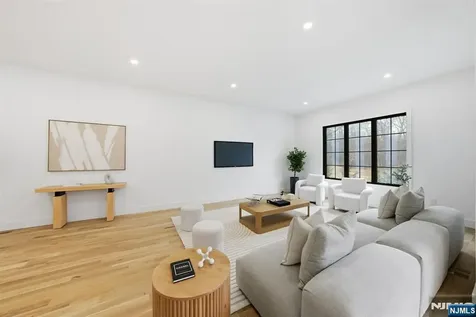 5 Cedar Court Demarest NJ 07627