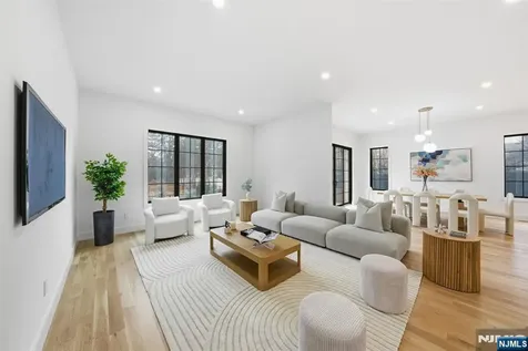 5 Cedar Court Demarest NJ 07627