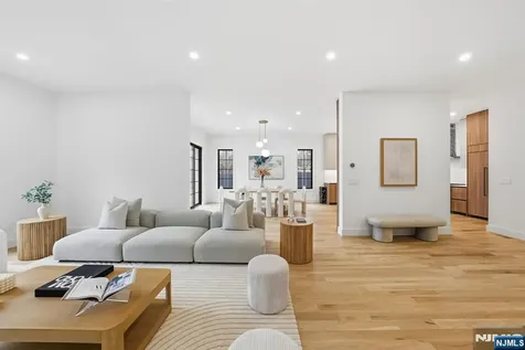 5 Cedar Court Demarest NJ 07627
