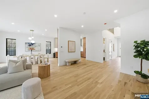 5 Cedar Court Demarest NJ 07627