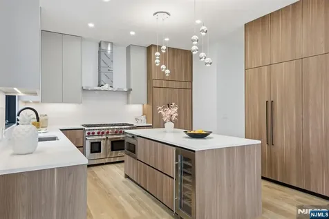 5 Cedar Court Demarest NJ 07627