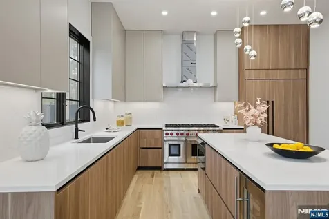 5 Cedar Court Demarest NJ 07627