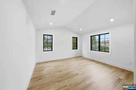 5 Cedar Court Demarest NJ 07627