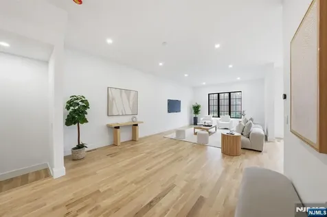 5 Cedar Court Demarest NJ 07627