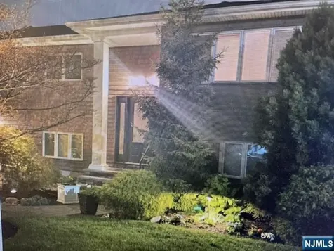 82 Herrick Street East Rutherford NJ 07073