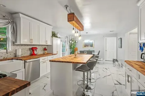 22 Cherbourg Drive West Milford NJ 07480
