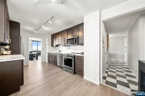300 Winston Drive Cliffside Park NJ 07010