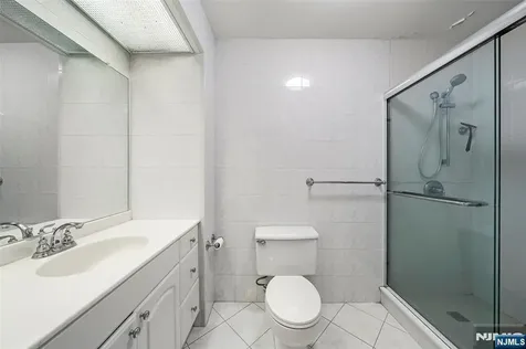 300 Winston Drive Cliffside Park NJ 07010