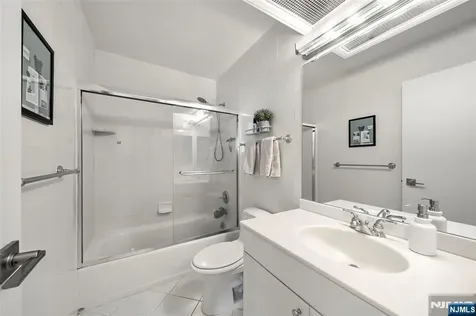 300 Winston Drive Cliffside Park NJ 07010