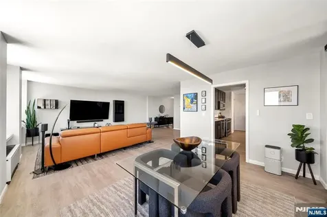 300 Winston Drive Cliffside Park NJ 07010