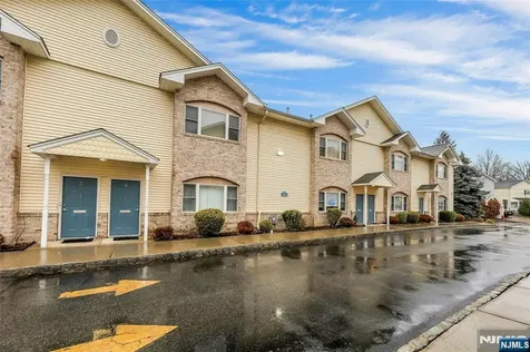 520 Victor Street Saddle Brook NJ 07663