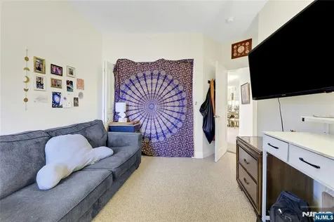 520 Victor Street Saddle Brook NJ 07663
