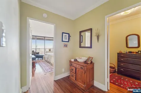 5 Horizon Road Fort Lee NJ 07024