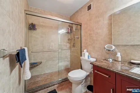 5 Horizon Road Fort Lee NJ 07024