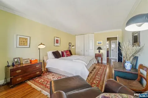 5 Horizon Road Fort Lee NJ 07024