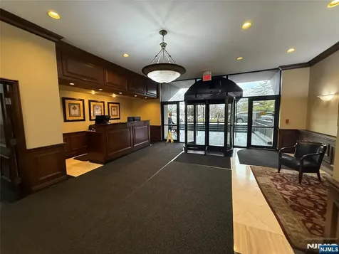 5 Horizon Road Fort Lee NJ 07024