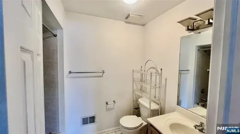 11 Fairchild Lane Wantage NJ 07461